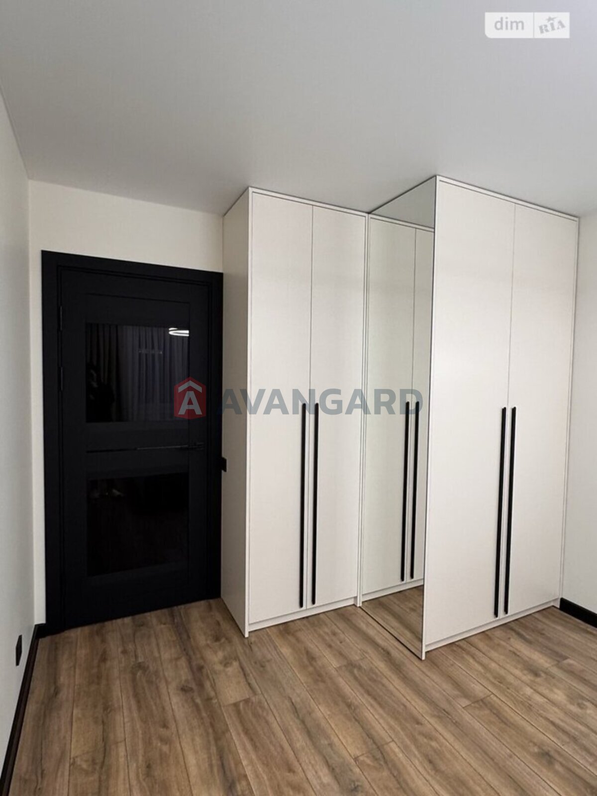 2 ��. ��������, 68/-/- ��. �., 10/10 ������ ���� 13