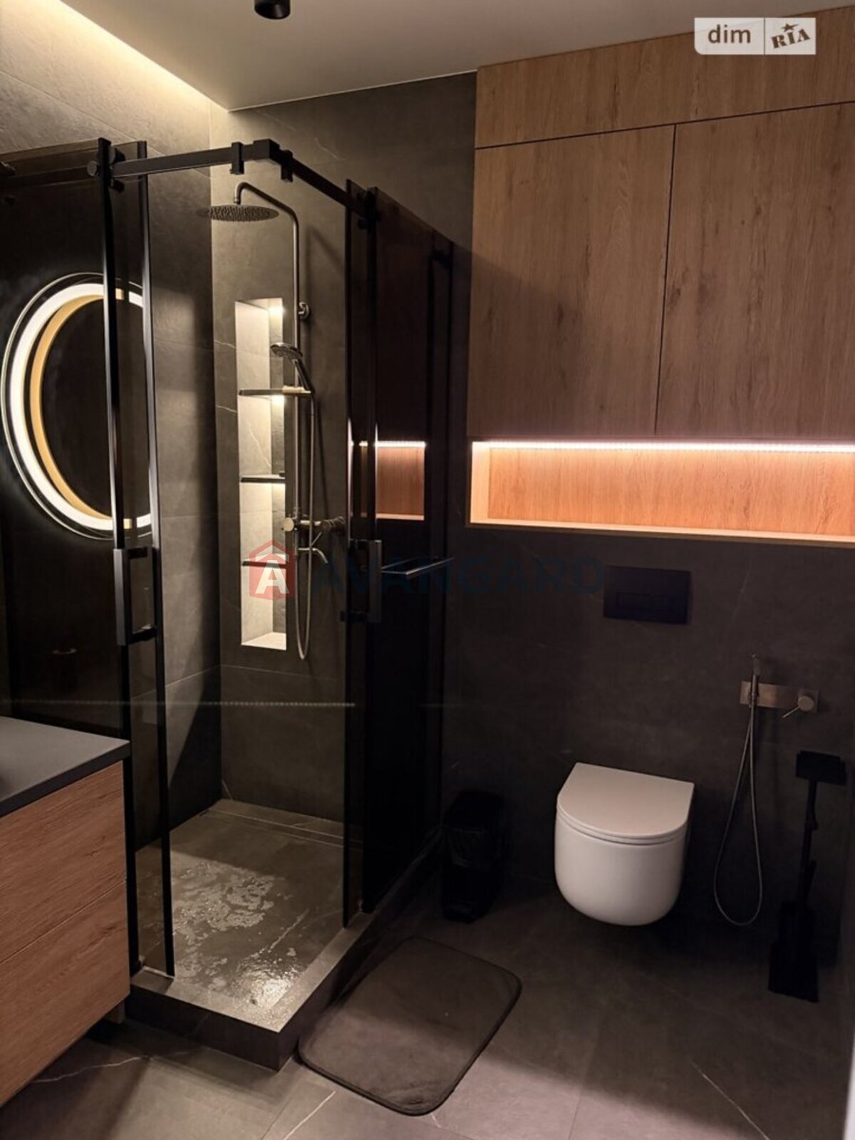 1 ��. ��������, 53/53/6 ��. �., 3/10 ������ ���� 11