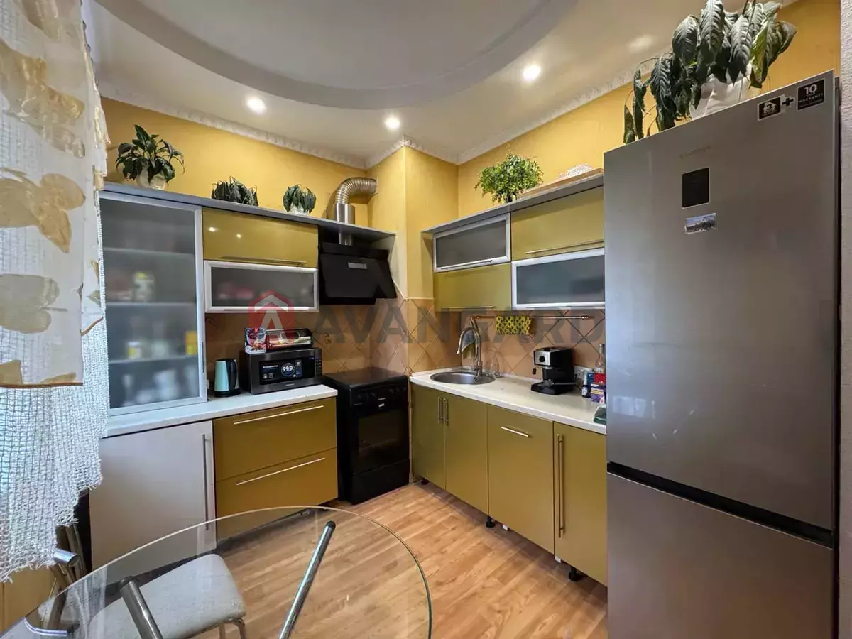 3 ����. ��������, 67/-/- ��. �., 4/4 ���� ���� 3