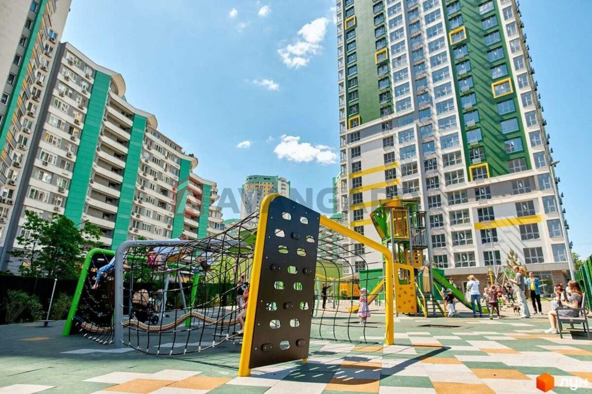 2 ��. ��������, 58/-/20 ��. �., 13/25 ������ ���� 2