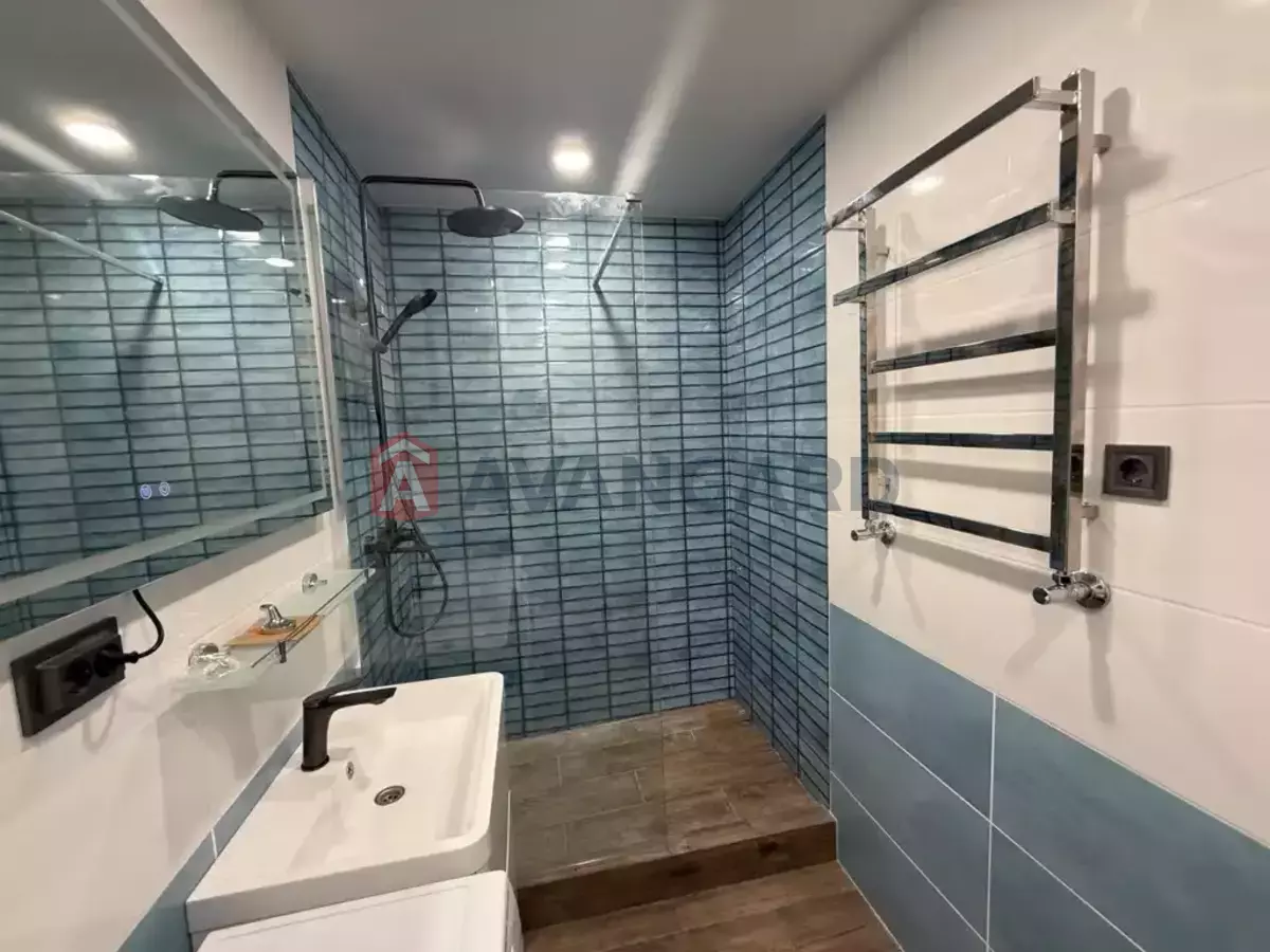 3 ��. ��������, 68/-/10 ��. �., 3/9 ������ ���� 11