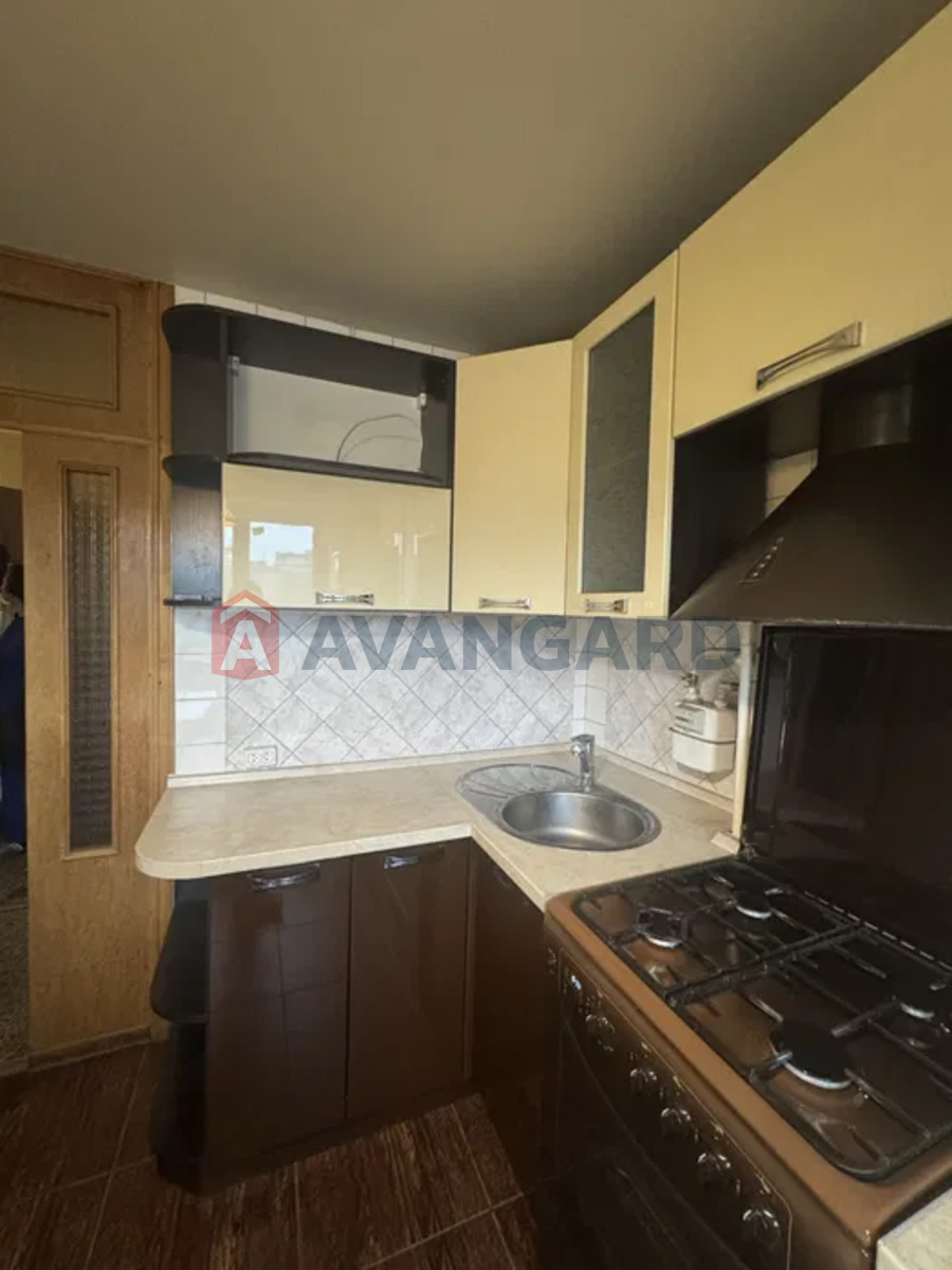 3 . , 73/-/8 . ., 6/9   1