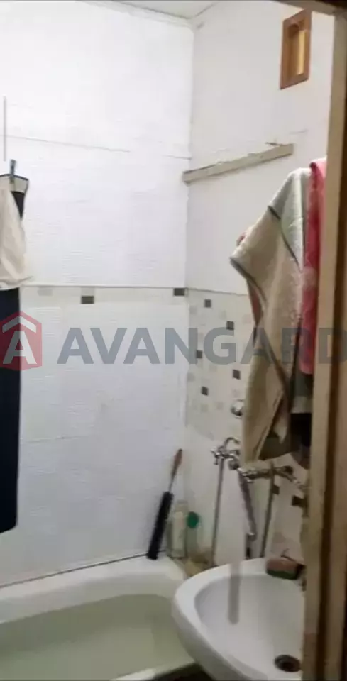 3 ��. ��������, 66,8/39.5/8,7 ��. �., 8/9 ������ ���� 5