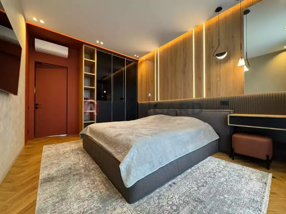 3 ��. ��������, 150/-/- ��. �., 16/16 ������ ���� 12