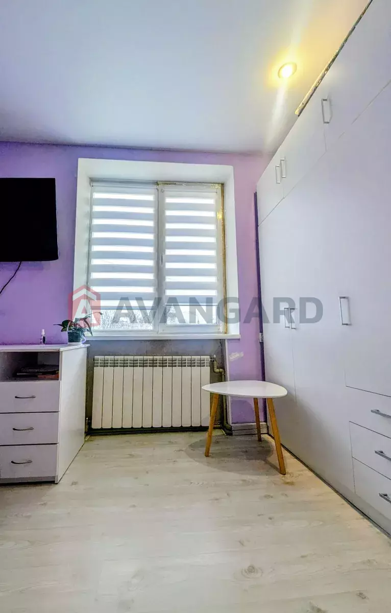 3 ��. ��������, 64/45/11 ��. �., 2/2 ������ ���� 6