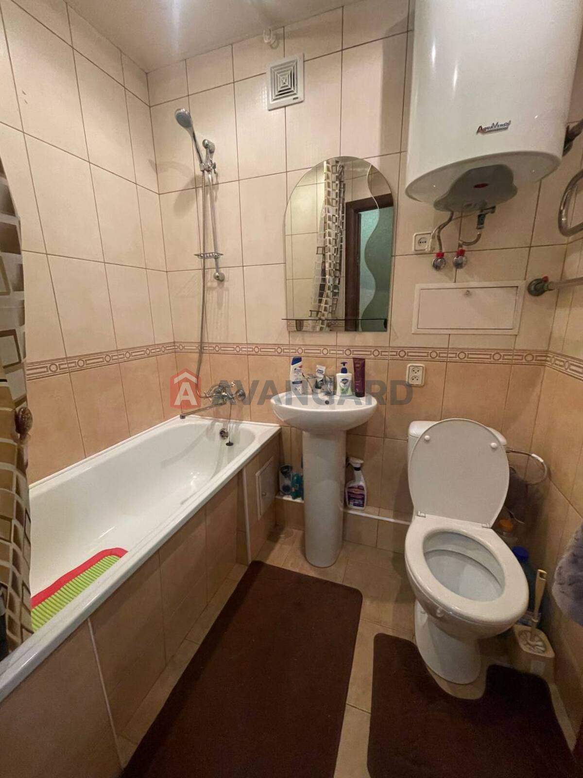 1 ��. ��������, 32/-/6 ��. �., 2/5 ������ ���� 4