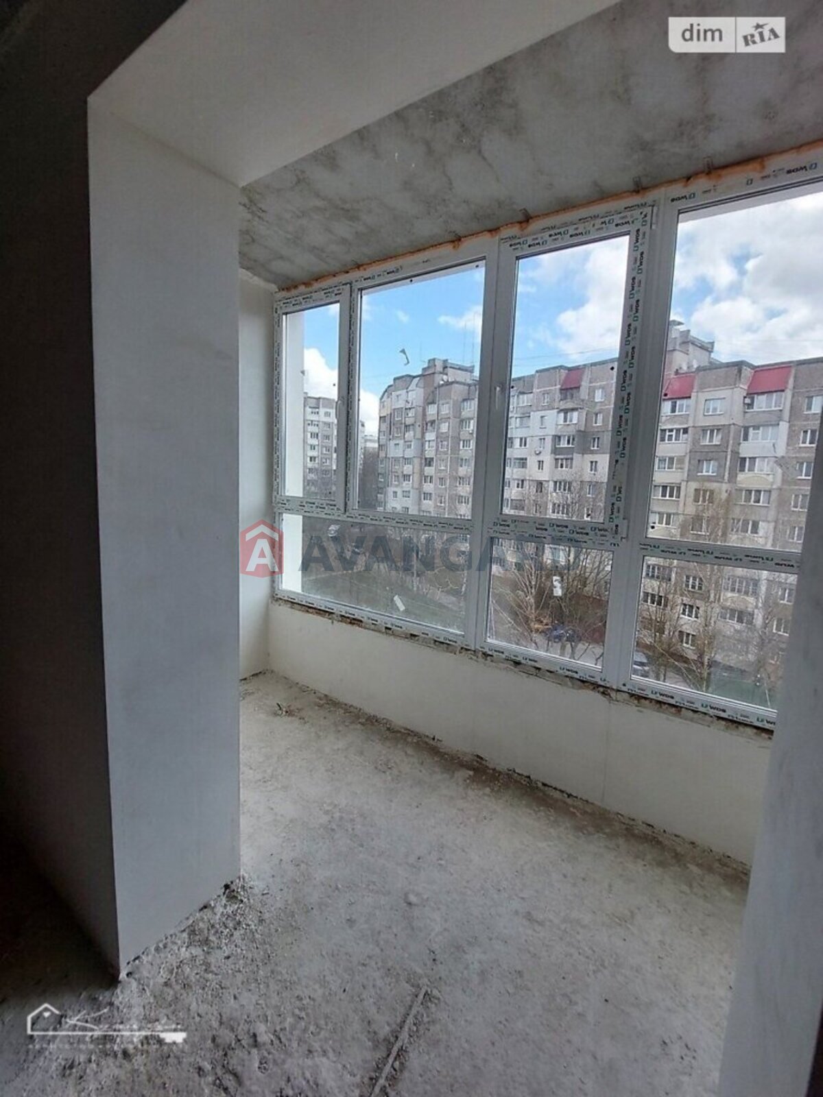 2 ��. ��������, 80/-/- ��. �., 7/10 ������ ���� 4