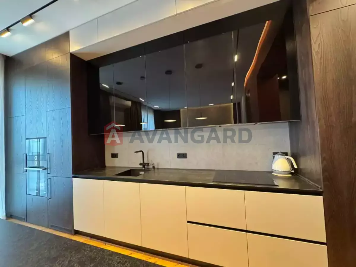 3 ��. ��������, 150/-/- ��. �., 16/16 ������ ���� 21