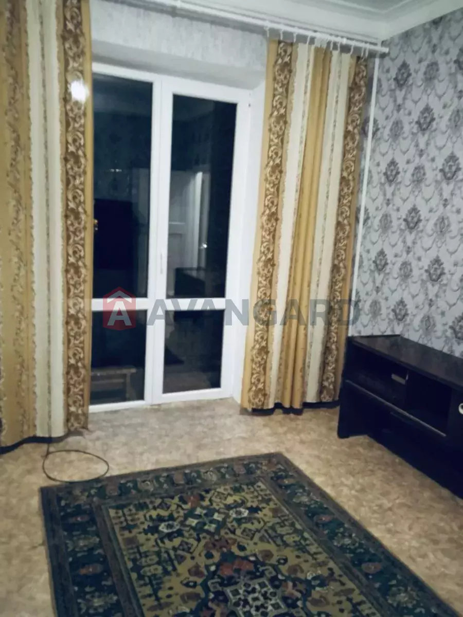 2 ��. ��������, 51/-/10 ��. �., 2/2 ������ ���� 4