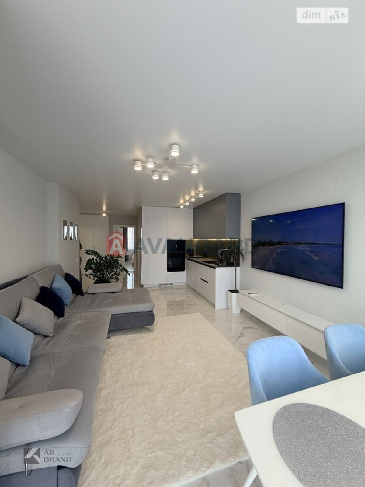 2 ��. ��������, 73/43/12 ��. �., 15/16 ������ ���� 3