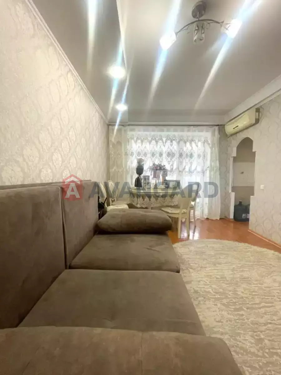 2 ����. ��������, 46/-/6 ��. �., 5/5 ���� ���� 9