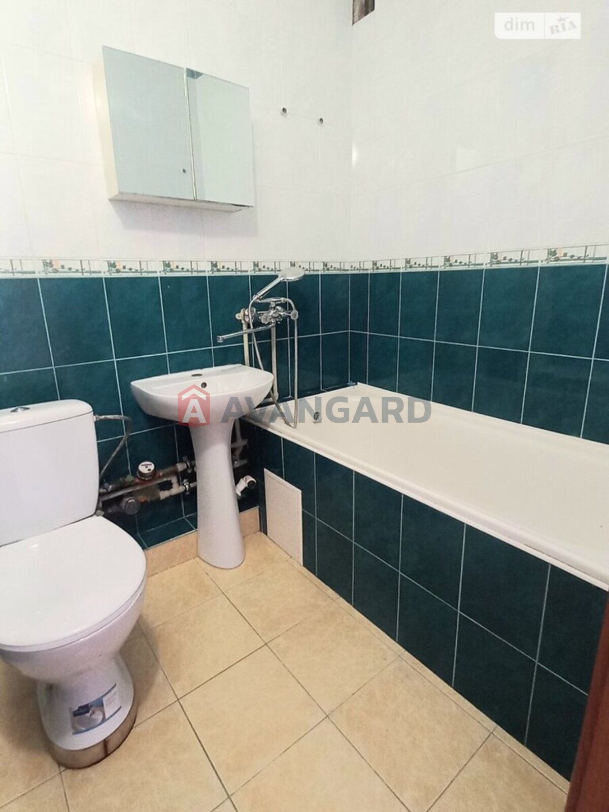 1 ��. ��������, 31/17/5 ��. �., 4/5 ������ ���� 7