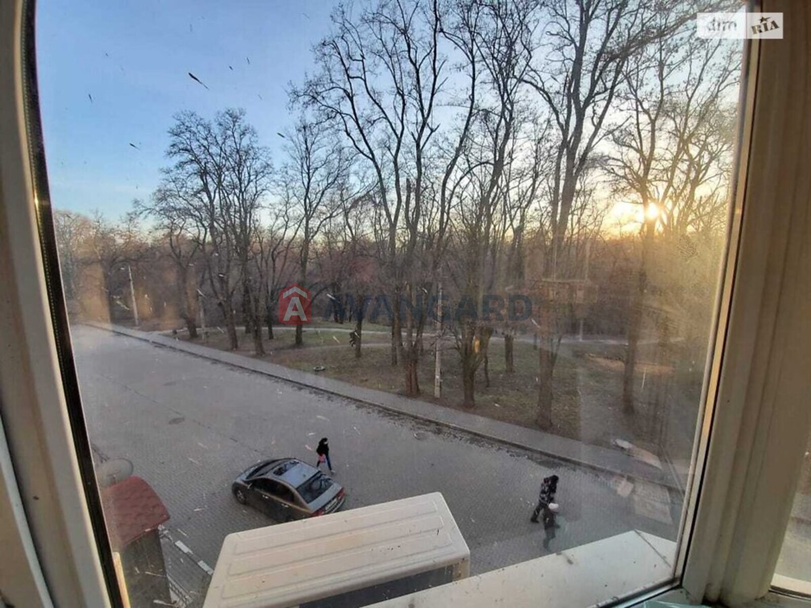 4 ����. ��������, 199/112/30 ��. �., 2/5 ���� ���� 5