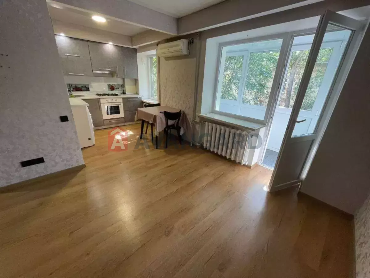 1 ��. ��������, 45/-/- ��. �., 5/5 ������ ���� 1