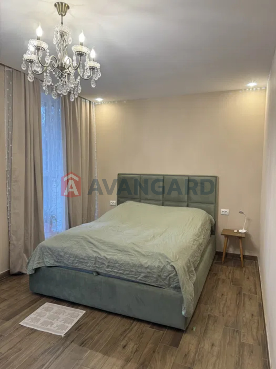 2 ��. ��������, 71/-/25 ��. �., 1/5 ������ ���� 15