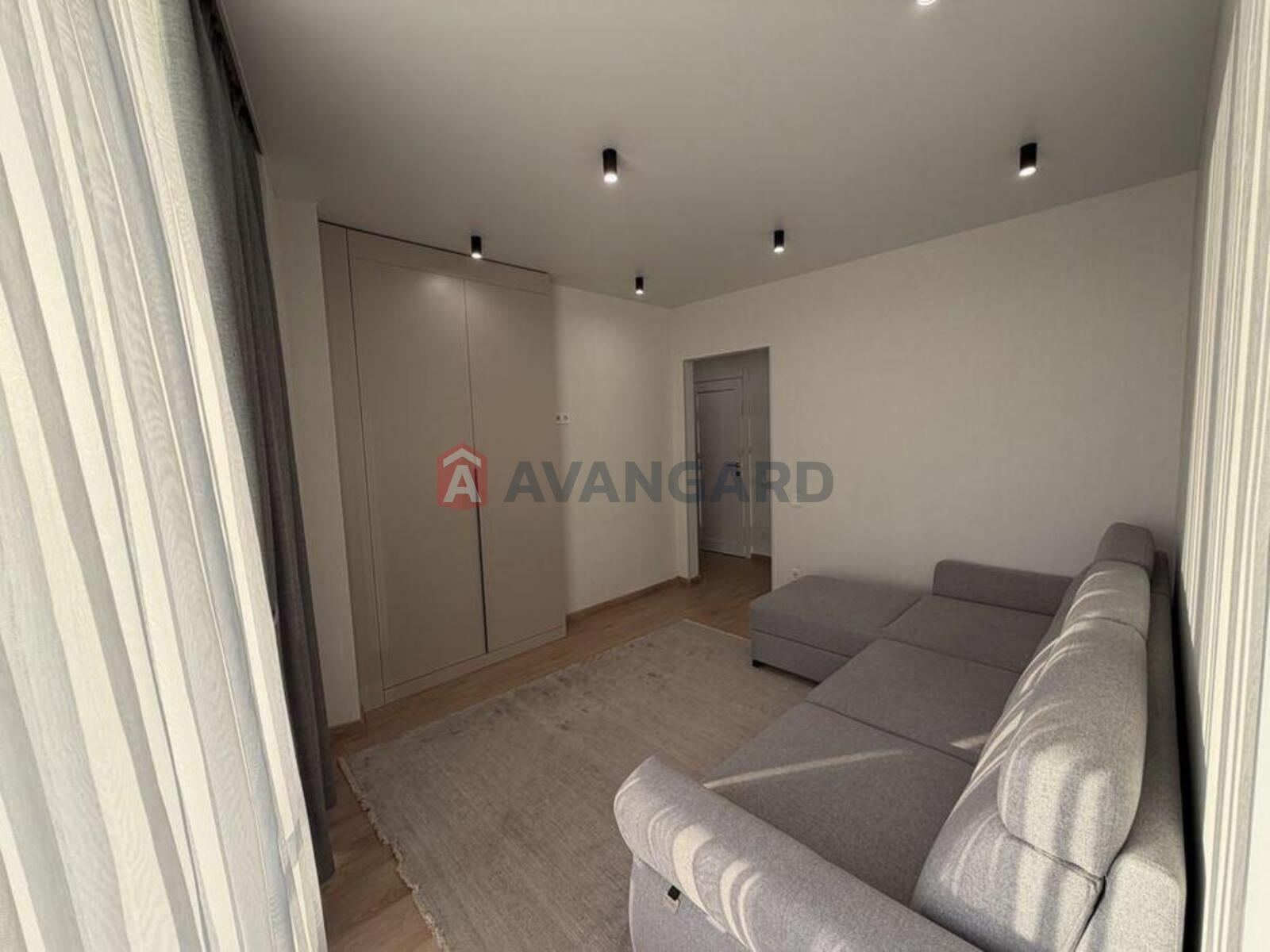 2 ��. ��������, 52/-/15 ��. �., 16/34 ������ ���� 8