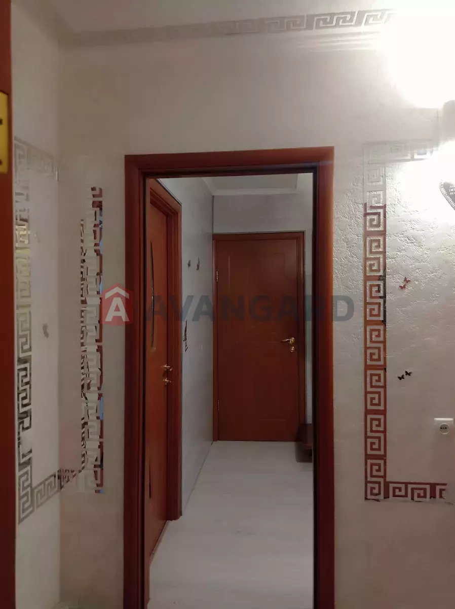 4 ��. ��������, 70/-/7 ��. �., 9/10 ������ ���� 13