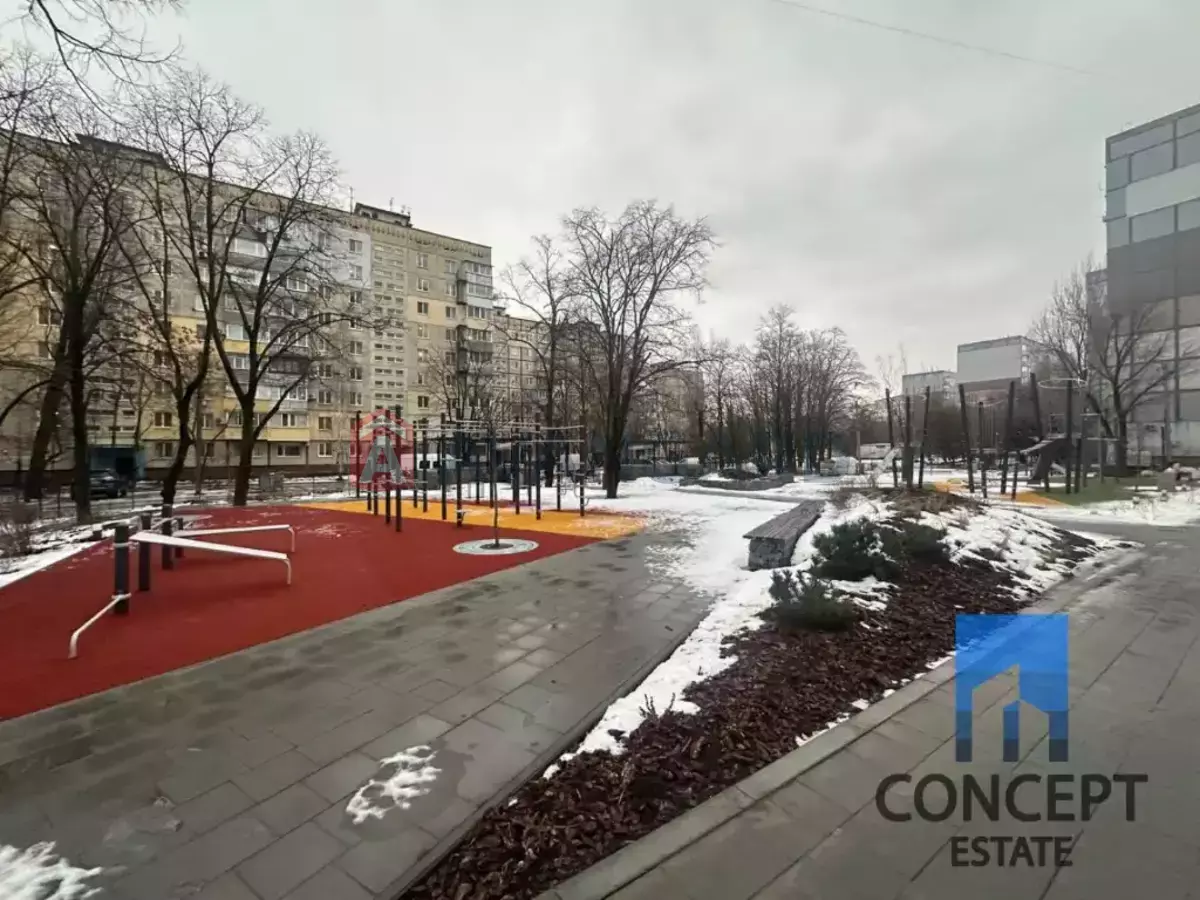 3 ��. ��������, 48/-/- ��. �., 7/14 ������ ���� 17