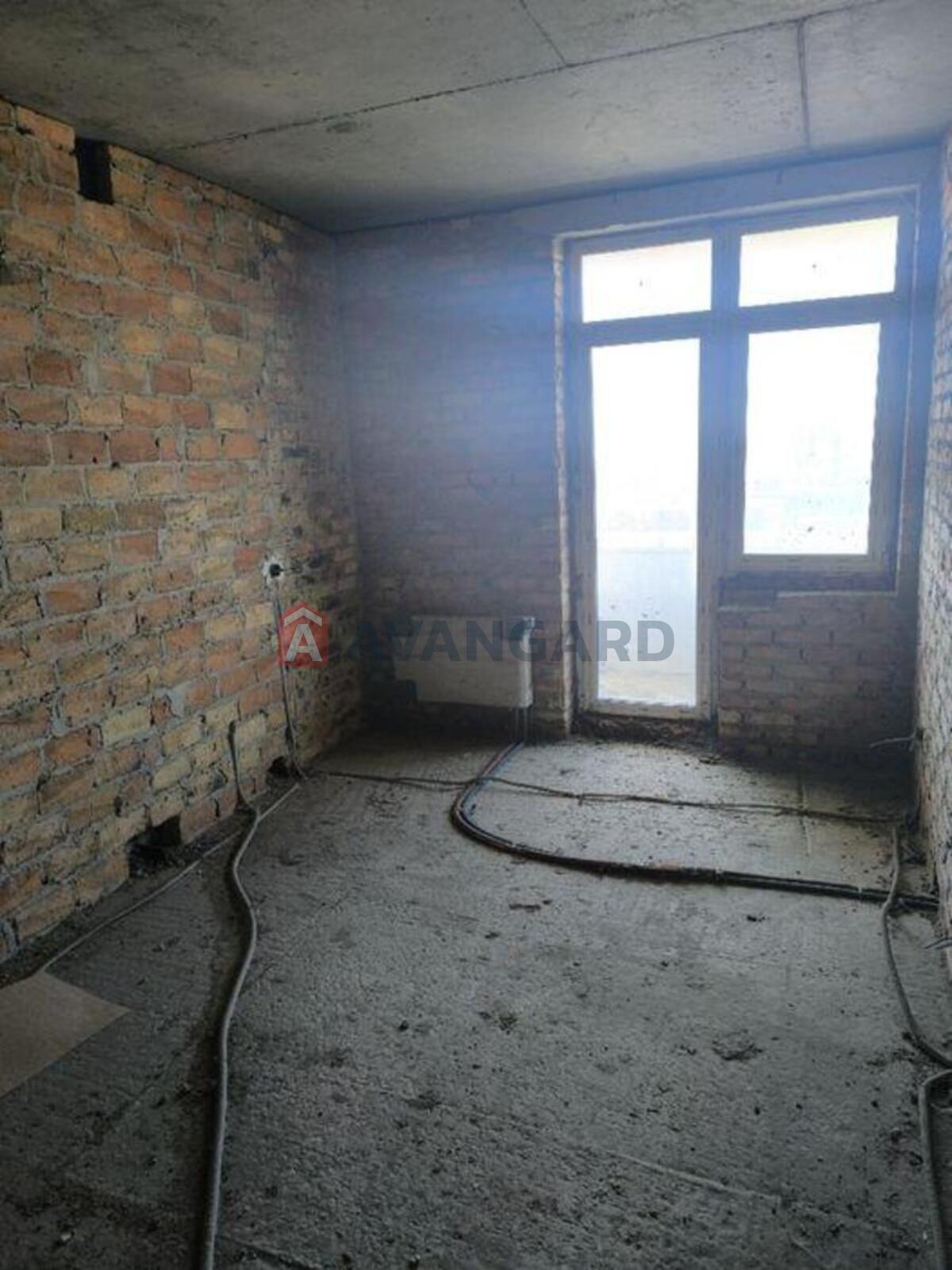 2 ��. ��������, 77/-/13 ��. �., 15/20 ������ ���� 6