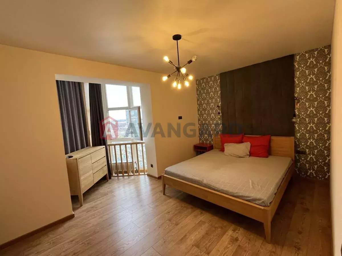 3 ��. ��������, 90/-/16 ��. �., 16/18 ������ ���� 6