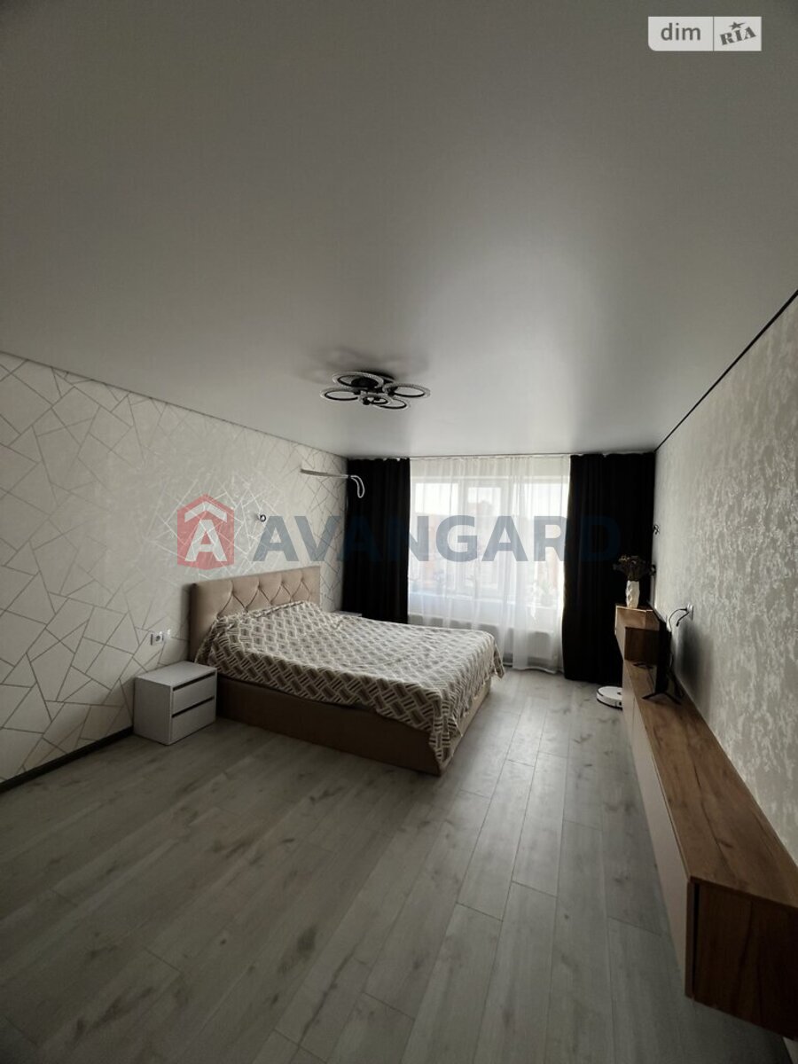 2 ��. ��������, 66/36/14 ��. �., 10/10 ������ ���� 20