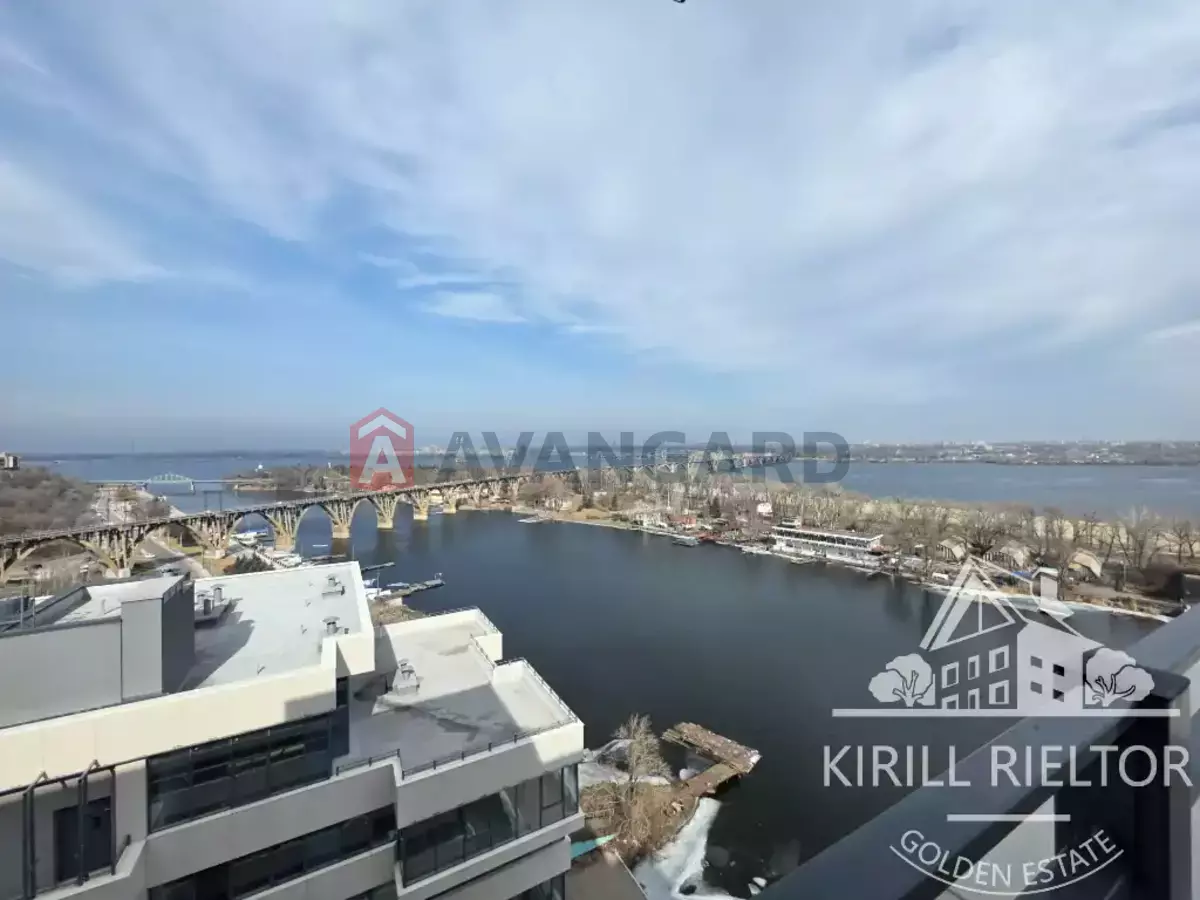 3 ��. ��������, 282/94/- ��. �., 13/13 ������ ���� 13