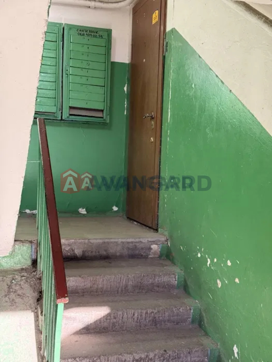 3 ��. ��������, 65/-/8 ��. �., 7/9 ������ ���� 5