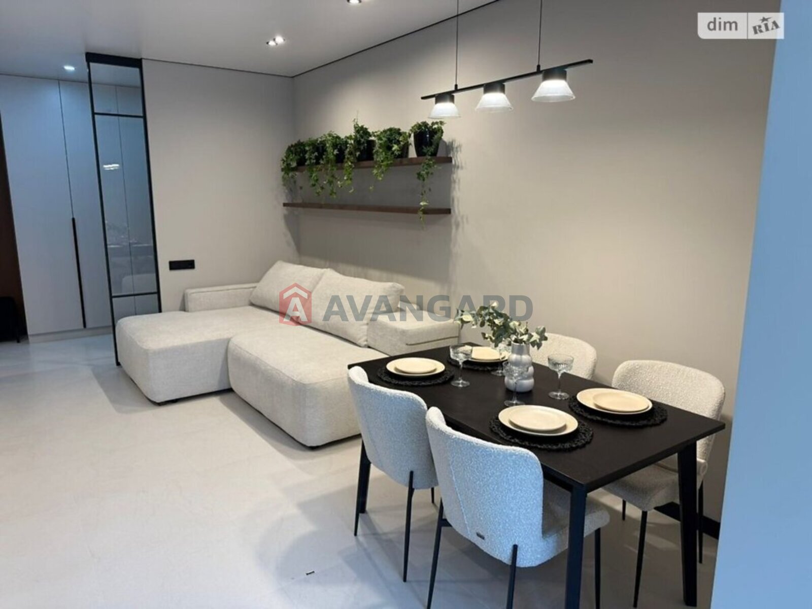 2 ��. ��������, 80/50/20 ��. �., 10/10 ������ ���� 22