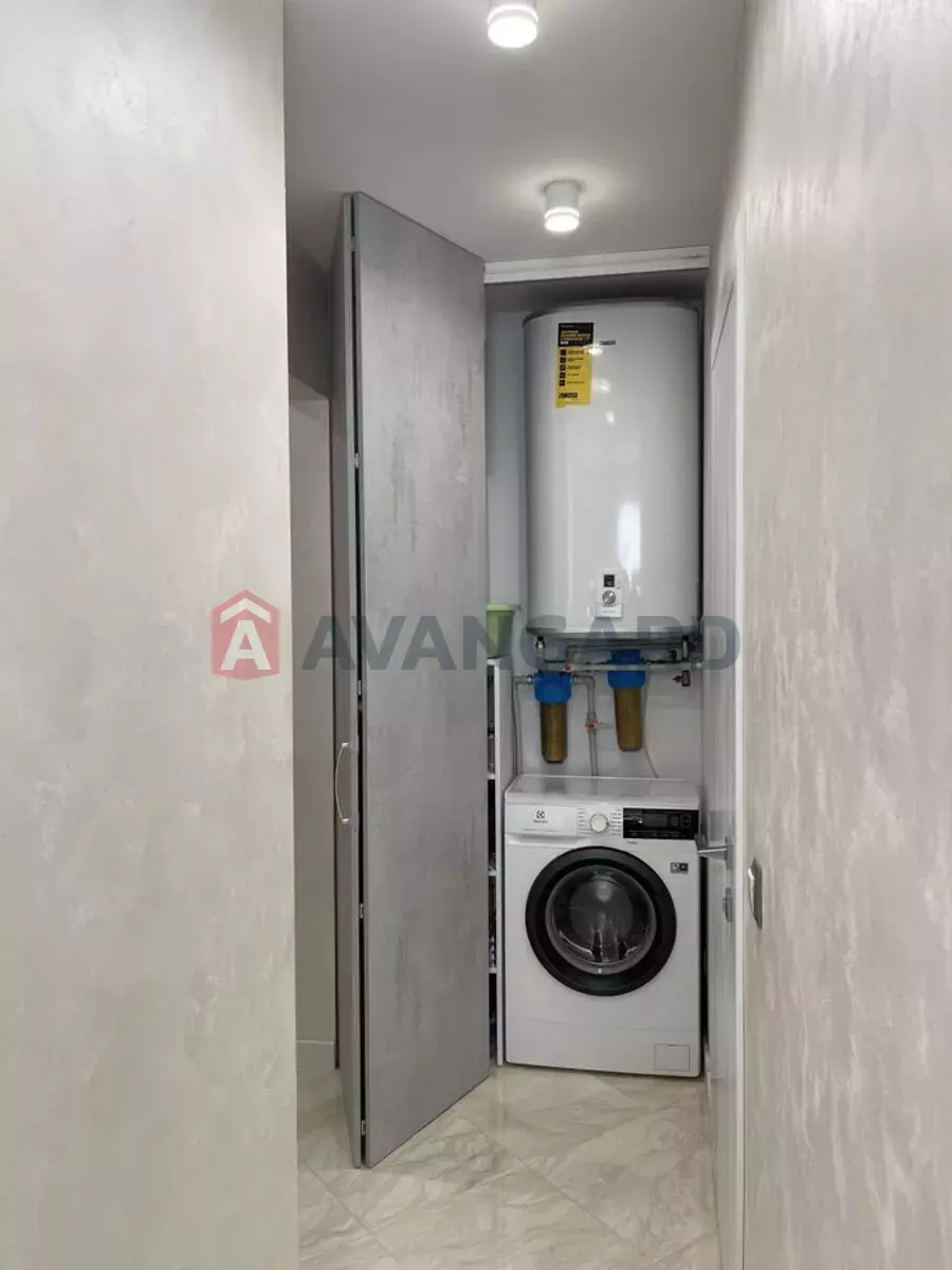 3 . , 67/-/8 . ., 7/9   7