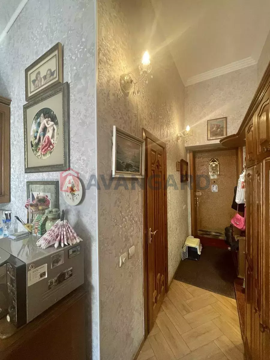 1 кім. квартира, 40/20/6 кв. м., 2/3 поверх фото 4 1 кім. квартира, 40/20/6 кв. м., 2/3 поверх фото 4