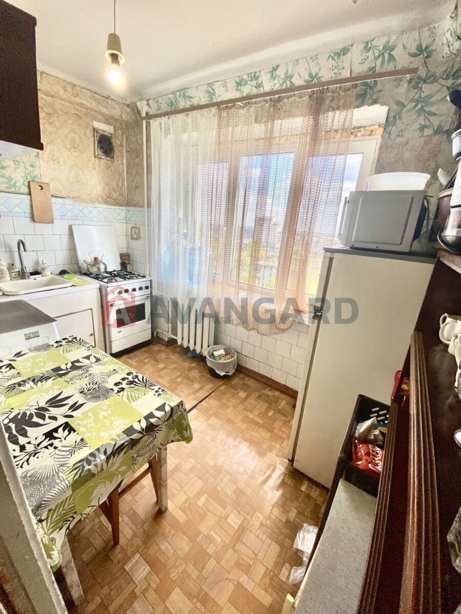 4 . , 78/50/6 . ., 9/9   13