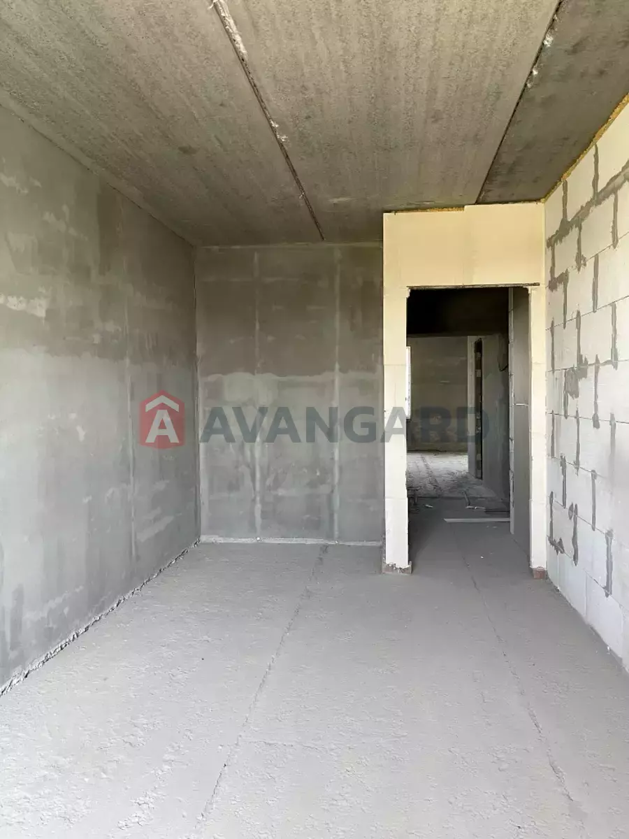 2 ��. ��������, 71/-/- ��. �., 10/10 ������ ���� 9