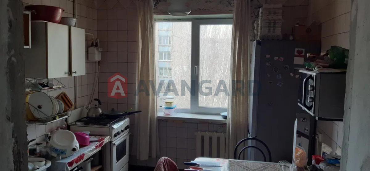 3 ��. ��������, 75/-/18 ��. �., 7/9 ������ ���� 1