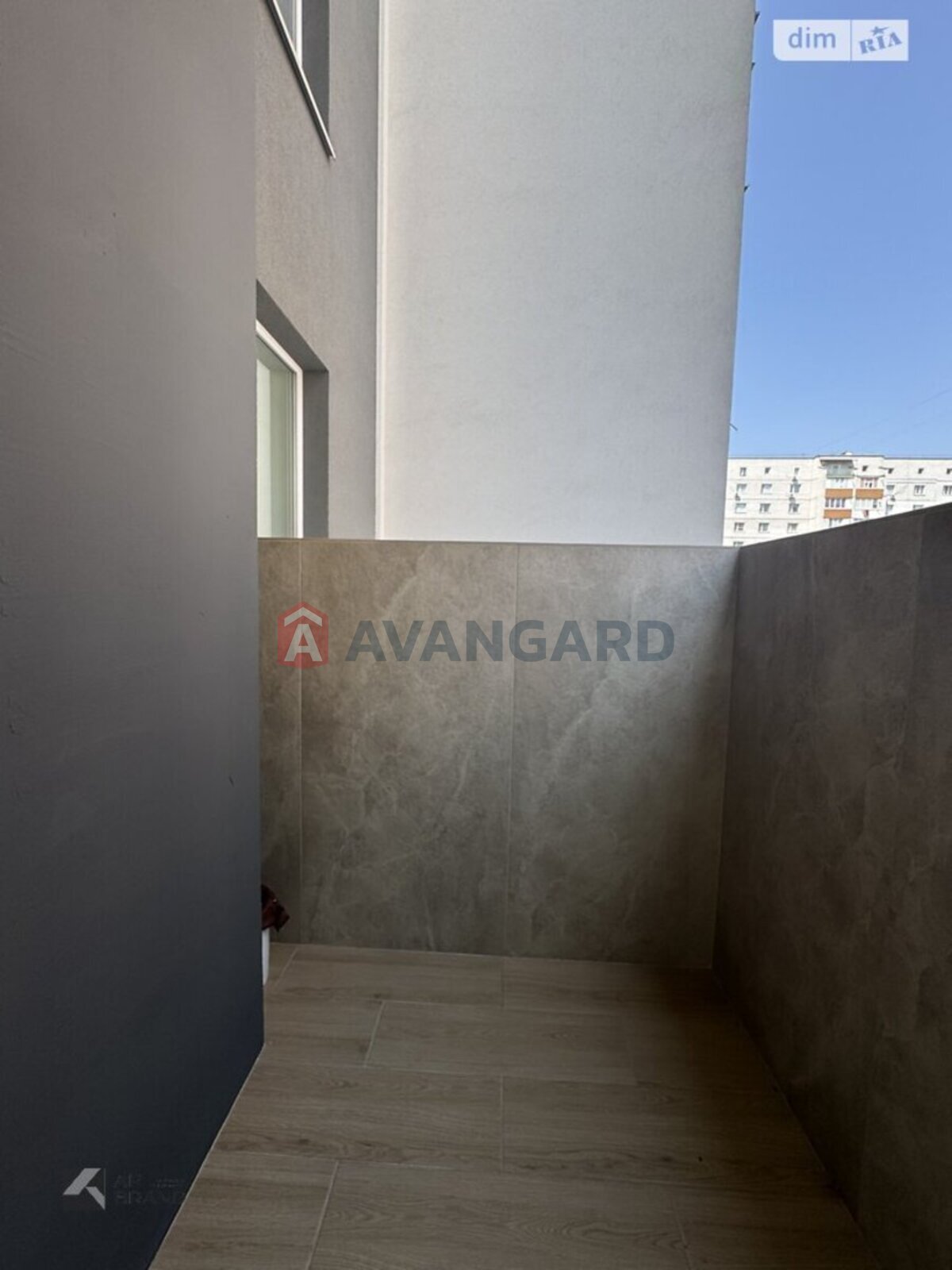 1 ����. ��������, 46/-/- ��. �., 3/10 ���� ���� 12