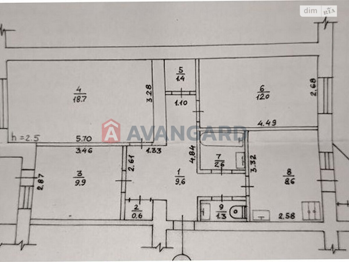 3 ��. ��������, 66/40/8 ��. �., 1/5 ������ ���� 3