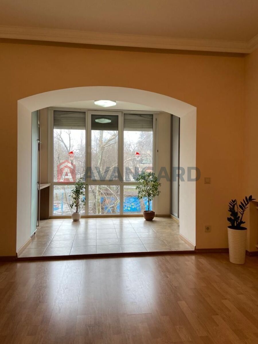 4 ��. ��������, 90/63/14 ��. �., 3/4 ������ ���� 13