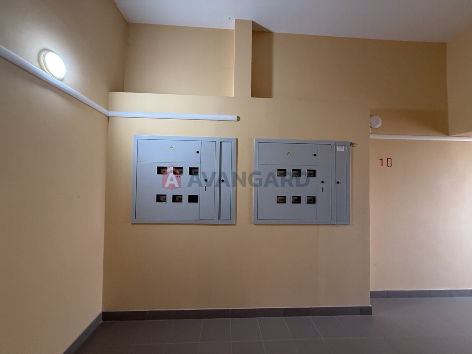 2 ��. ��������, 61,2/32/9,17 ��. �., 10/10 ������ ���� 1