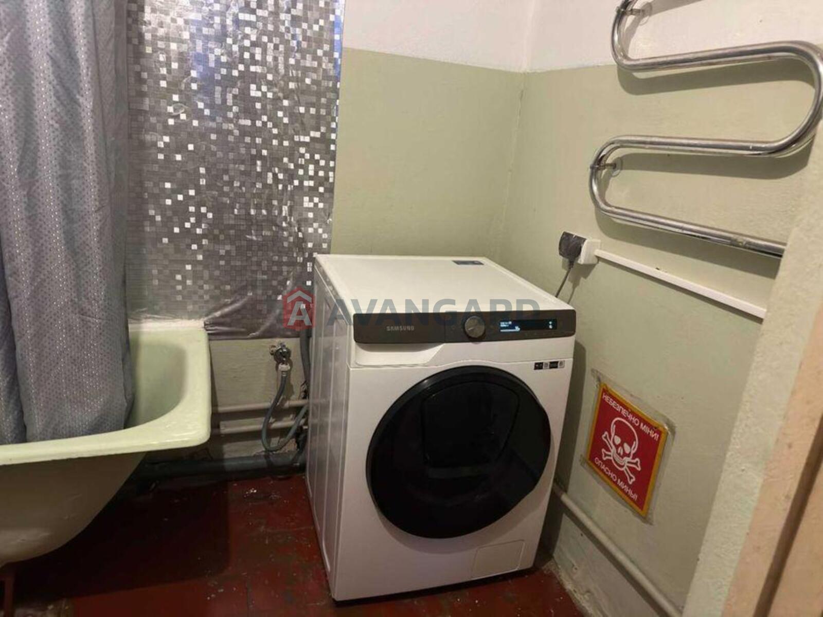 1 ��. ��������, 51/-/11 ��. �., 3/6 ������ ���� 5