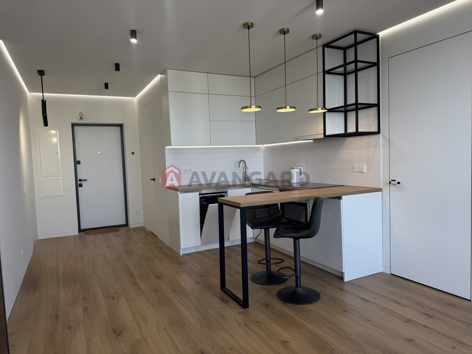 2 ��. ��������, 49/-/21 ��. �., 18/26 ������ ���� 7