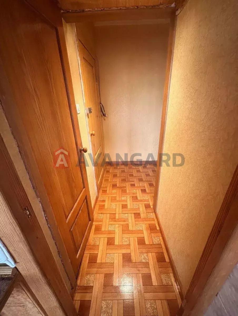 3 ��. ��������, 68/38/8 ��. �., 7/9 ������ ���� 9