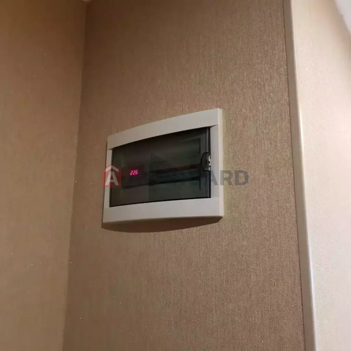 1 ��. ��������, 29/17/4 ��. �., 5/5 ������ ���� 26