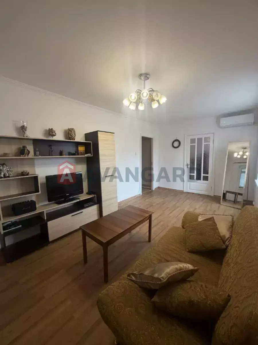 3 ��. ��������, 58/-/9 ��. �., 7/9 ������ ���� 10