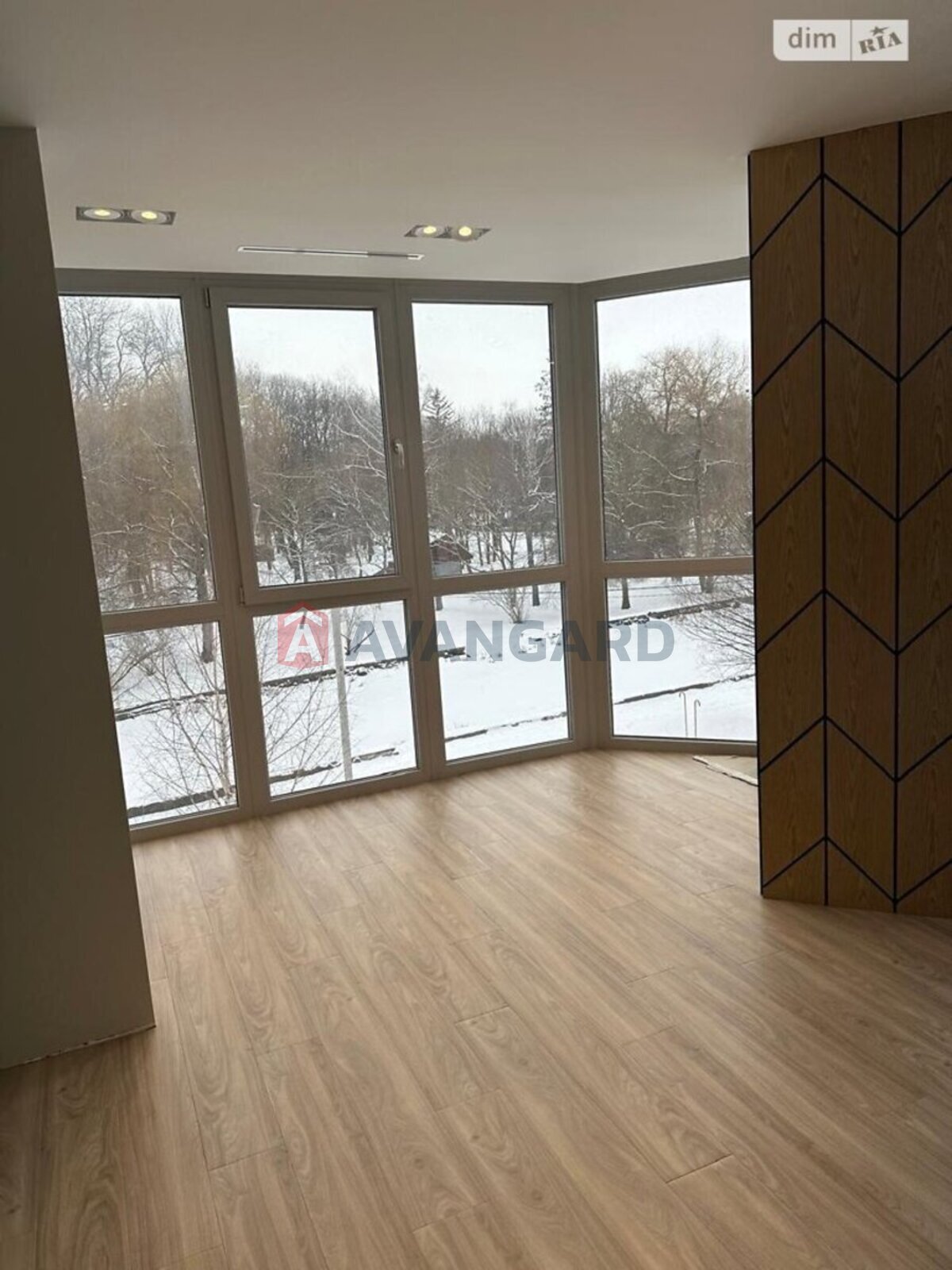 3 ��. ��������, 131/81/22 ��. �., 3/10 ������ ���� 16