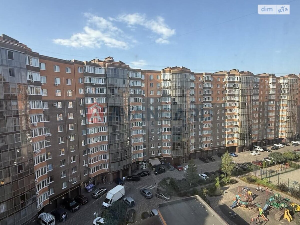 2 ��. ��������, 64/34/18 ��. �., 9/12 ������ ���� 15