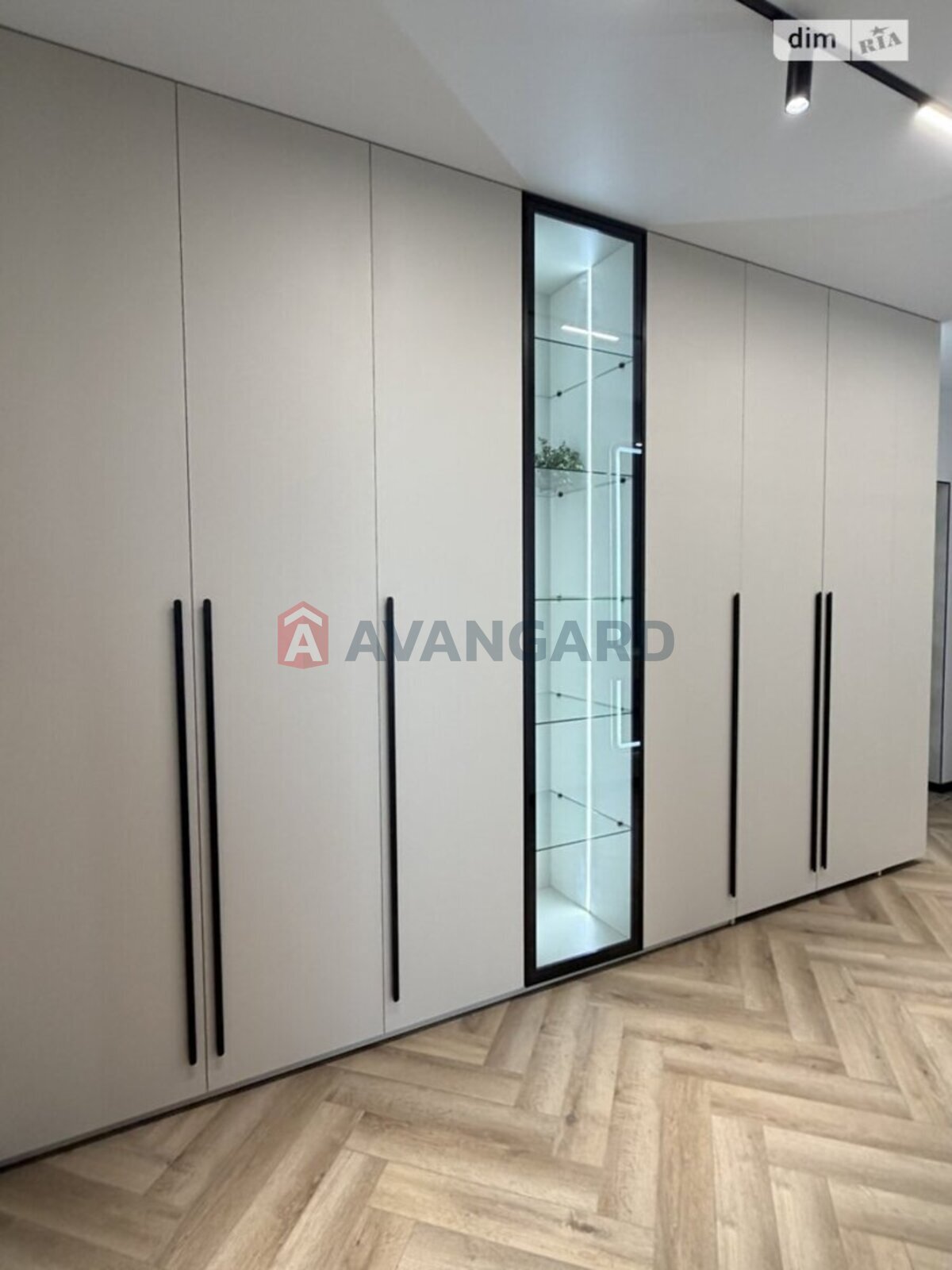 2 ��. ��������, 72/-/- ��. �., 2/10 ������ ���� 6