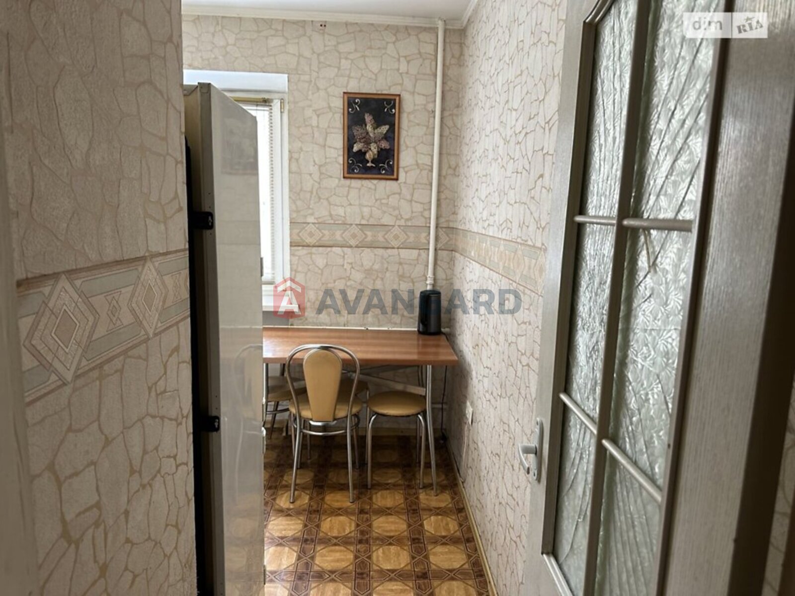 2 ��. ��������, 45/27/6 ��. �., 3/5 ������ ���� 23