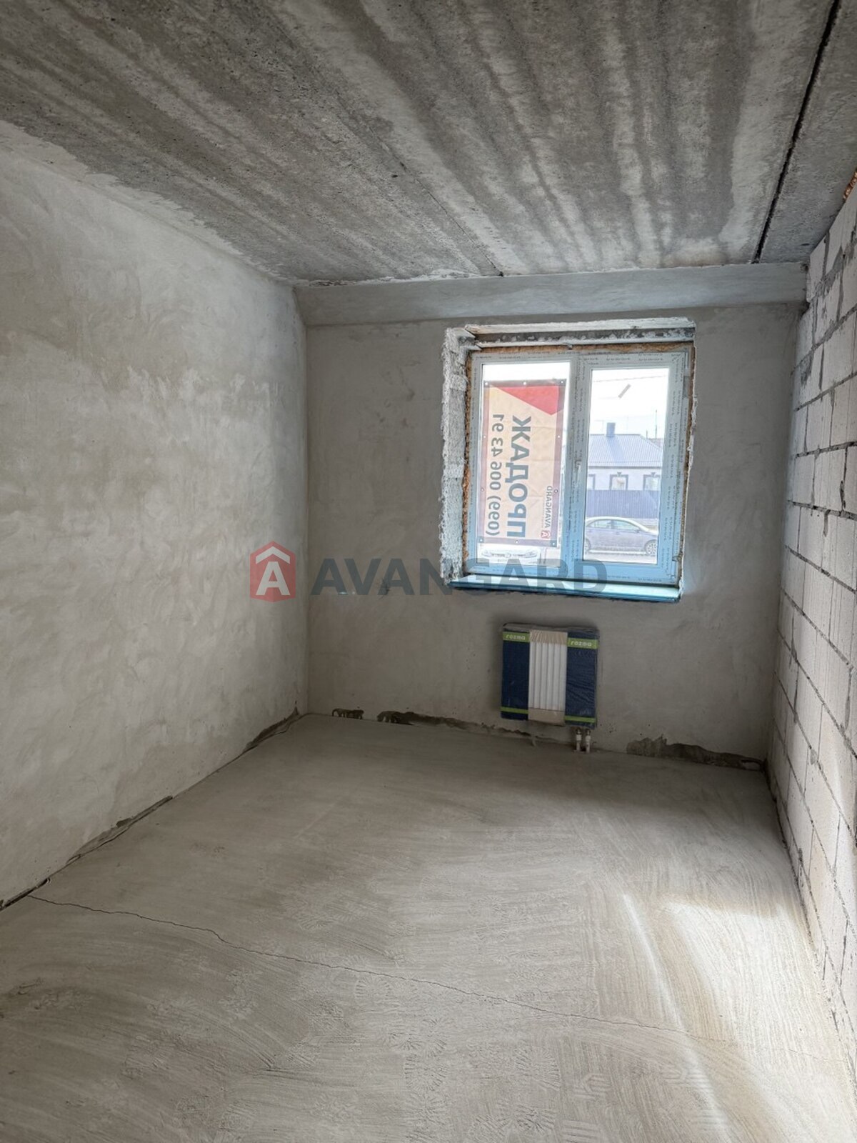 2 ��. ��������, 58/33/8 ��. �., 1/10 ������ ���� 10