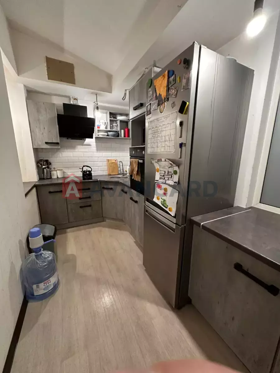 2 ��. ��������, 53/30/8 ��. �., 3/3 ������ ���� 6