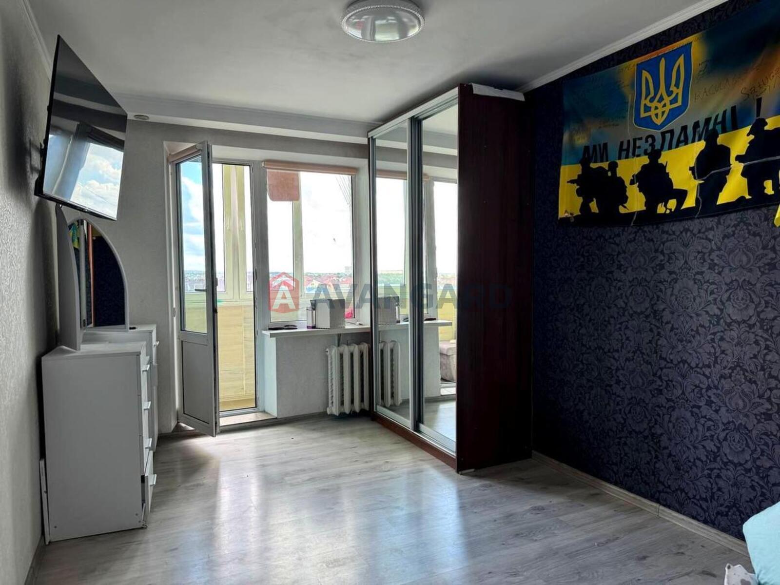 3 ��. ��������, 65/38/8 ��. �., 9/9 ������ ���� 8