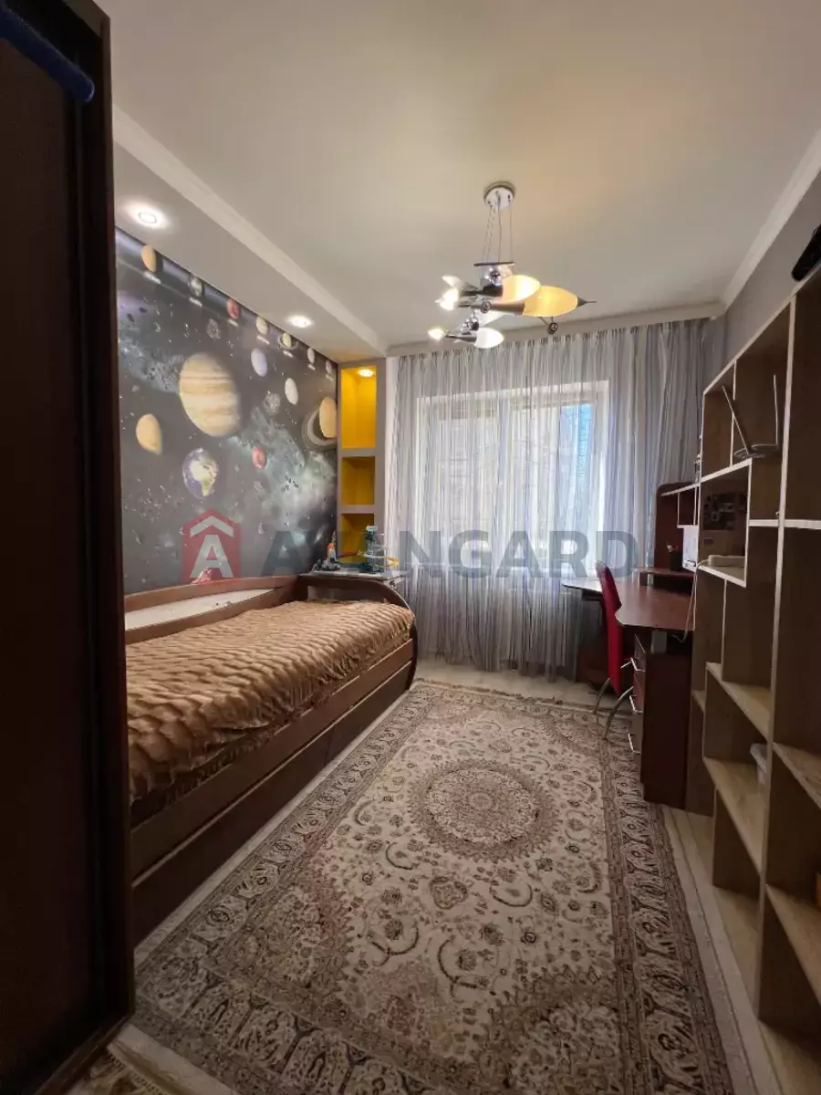 3 ��. ��������, 65/-/- ��. �., 1/9 ������ ���� 12